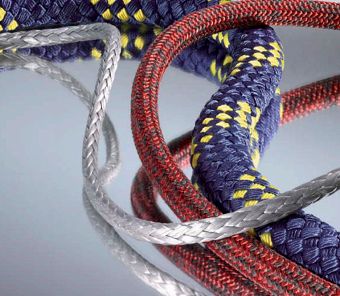 Liny do jachtów. Co to jest dyneema, spectra i kevlar?